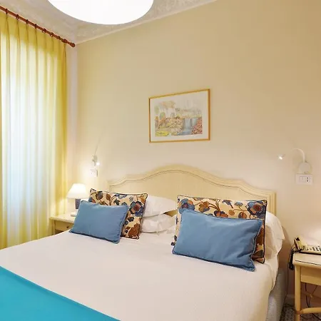 Hotel Grand Aminta 4*