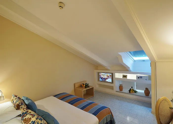 Hotel Grand Aminta 4*