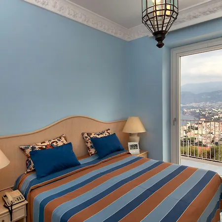 Отель Grand Aminta 4*