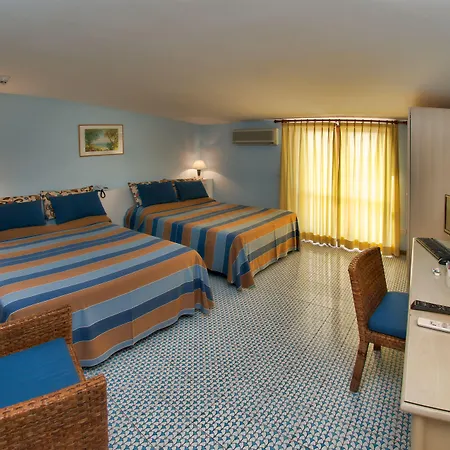 Grand Aminta מלון 4*