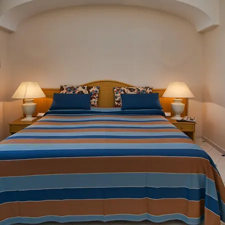 Grand Aminta 4* Península Sorrentina