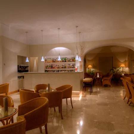 מלון Grand Aminta