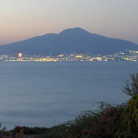 מלון Grand Aminta 4*