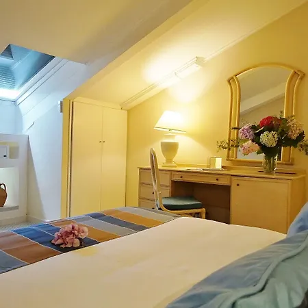 Grand Aminta Hotel